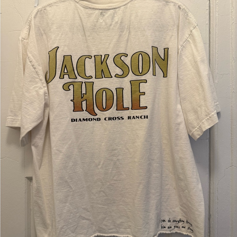 Diamond Cross Ranch Wyoming Graphic Cream T-Shirt - Picture 4 of 5